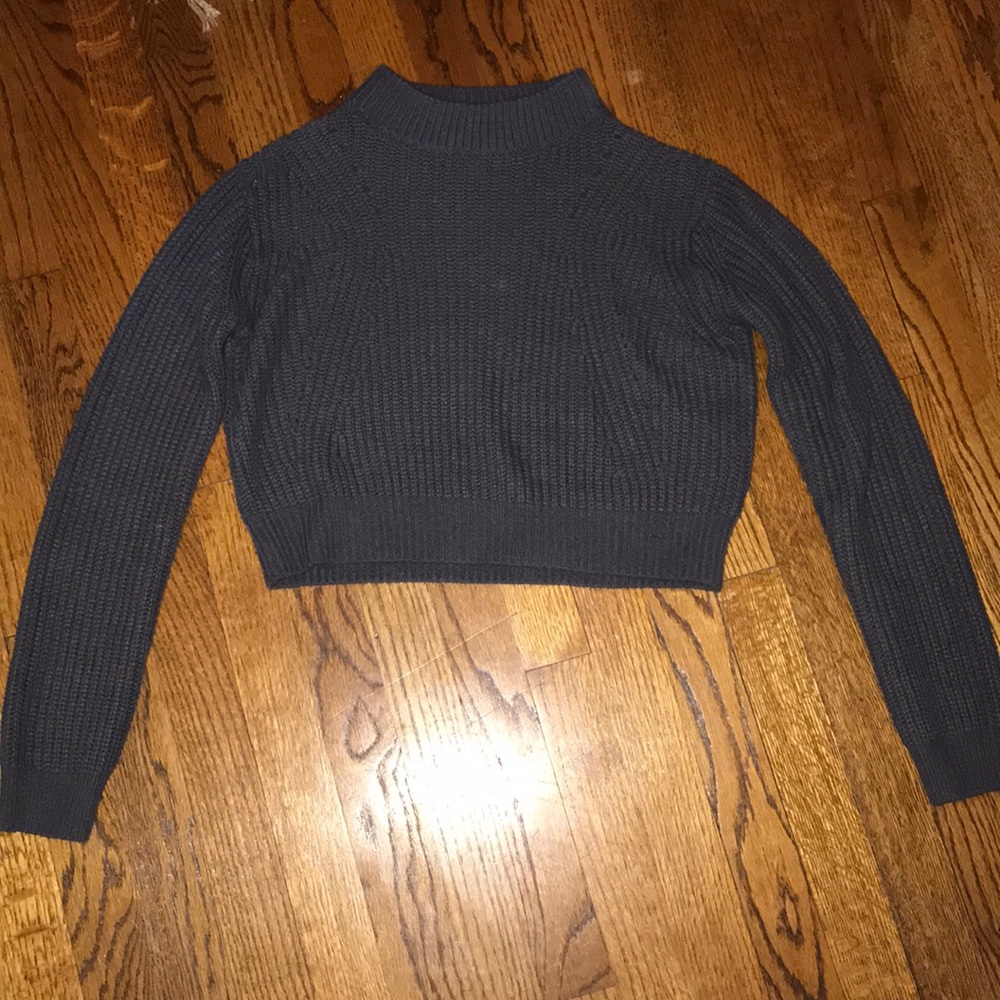 Grey PacSun Kendall +Kylie cropped sweater